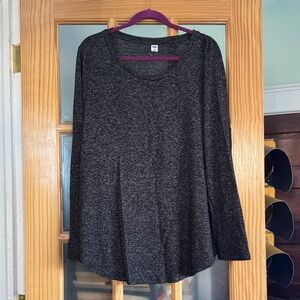 Old Navy Charcoal Long Sleeve Tee